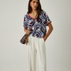 Lion Of Porches Blusas | Blusa Decote Em V Com Padrao Geometrico